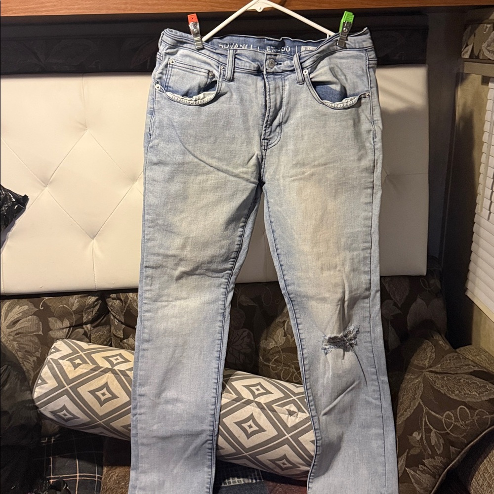 Arizona Jean Company Blue Athletic Taper Jeans